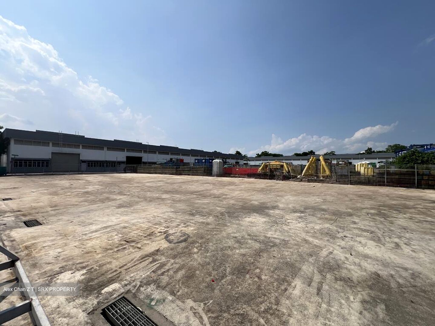 Loyang Crescent (D17), Factory #595633401
